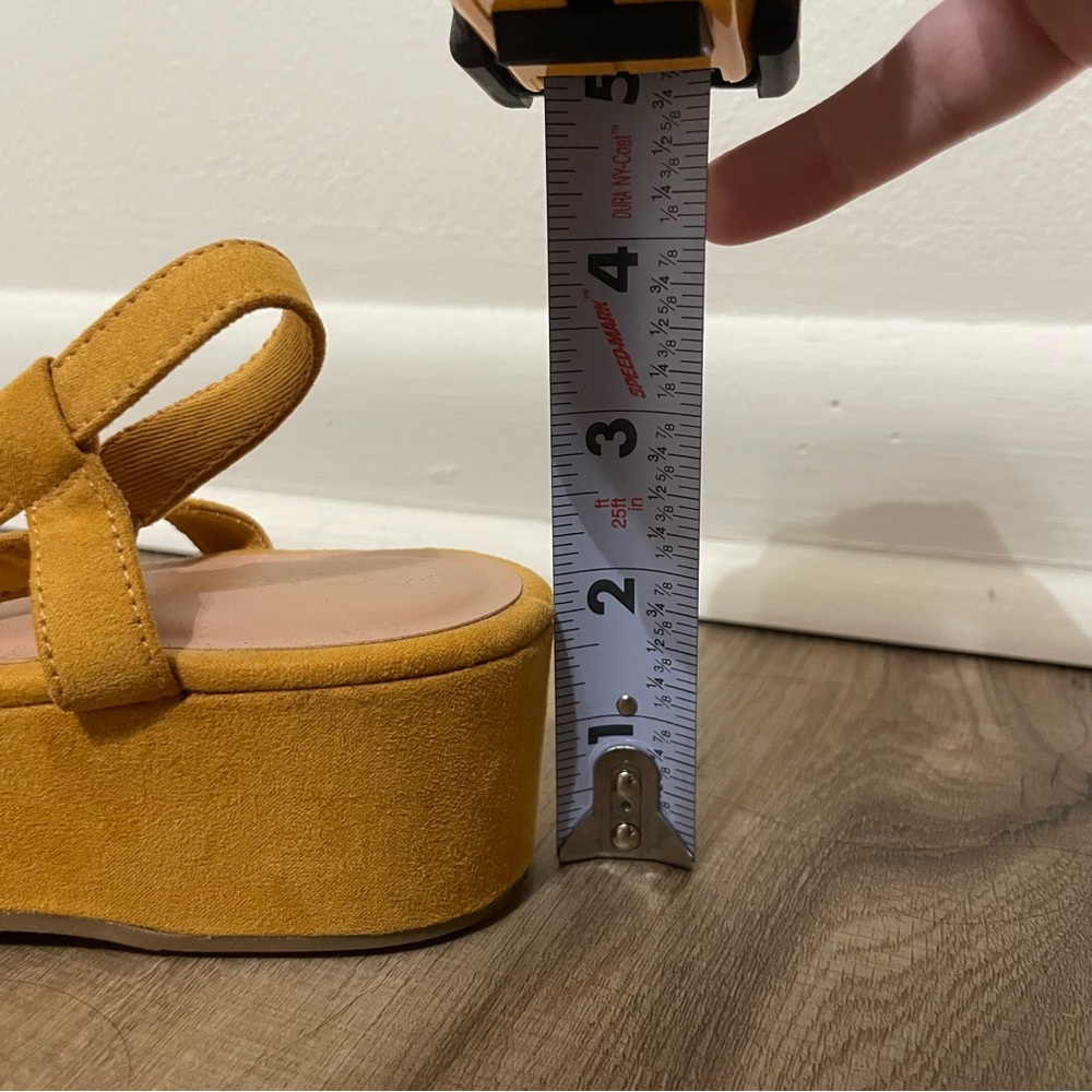 Old Navy faux suede flatform sandals - Picture 8 of 10